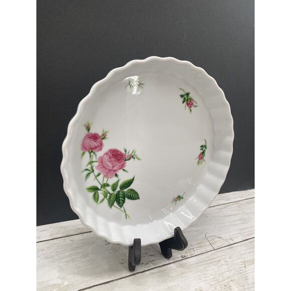 Christineholm Porcelain Rose Pattern Quiche, Tart, Pie Plate 9.5" Baking Dish - Picture 2 of 12